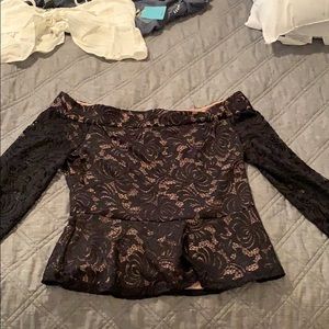 BCBG MAXAZRIA PEPLUM TOP